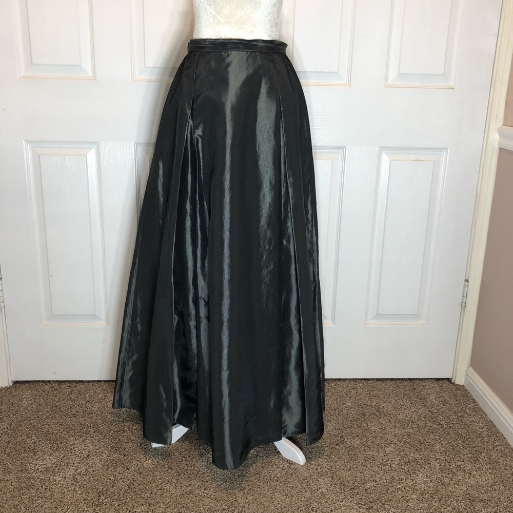 Long skirt